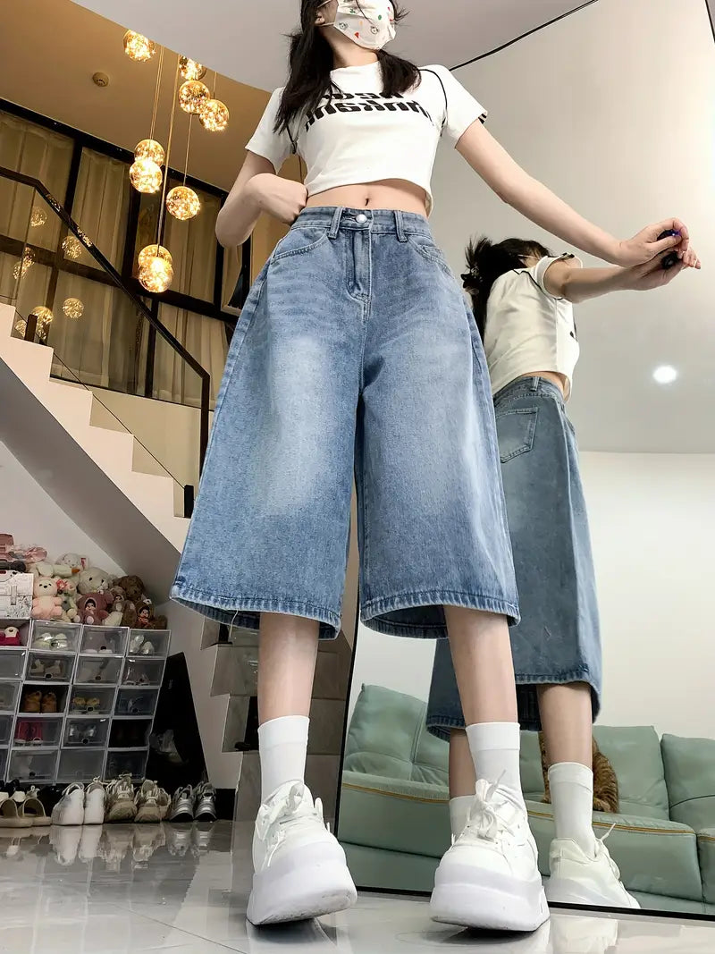 Women'S High-Waisted Denim Shorts, Casual Straight Leg Button Fly Jean Capris, Solid Color, Slight Stretch, with Washed Detail, for Spring/Summer