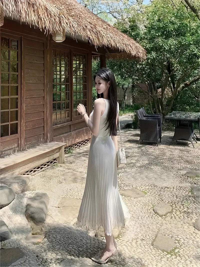 Elegant Sleeveless Dress - Slim Fit, Square Neck, Long Sleeve, Solid Color, Perfect for Summer, Casual to Formal Wear, Casual Summer Dress | Square Neckline Dress | Texture